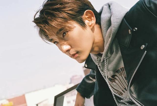 李准基综艺，调教教室丨你真的不考虑李准基这种狐狸犬系男吗