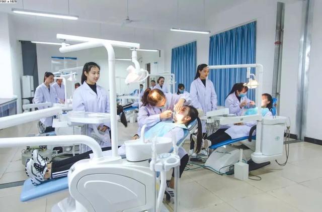 西安海棠学院怎么样，西安海棠职业学院怎么样（欢迎报考国家医学类综合类统招高校—西安海棠职业学院）