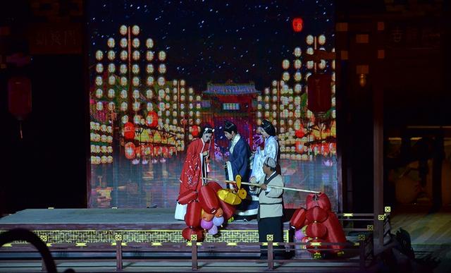 张国臂掖是什么意思，张国臂掖是成语吗（感受大汉王朝“张国臂掖）