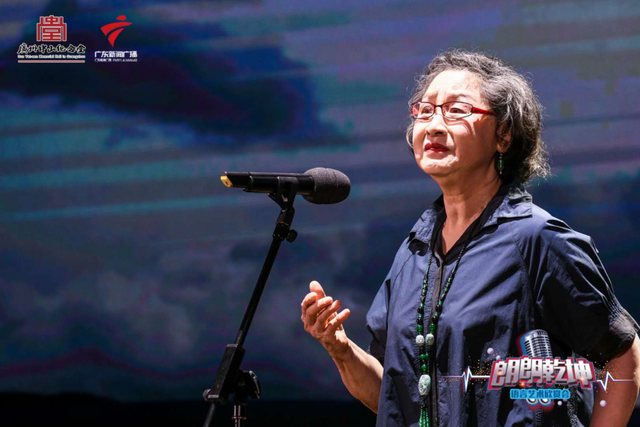 赤日对苍穹的出处，赤日对苍穹的前面是什么（赤日对苍穹——第三季“朗朗乾坤语言艺术欣赏会”温情上演）