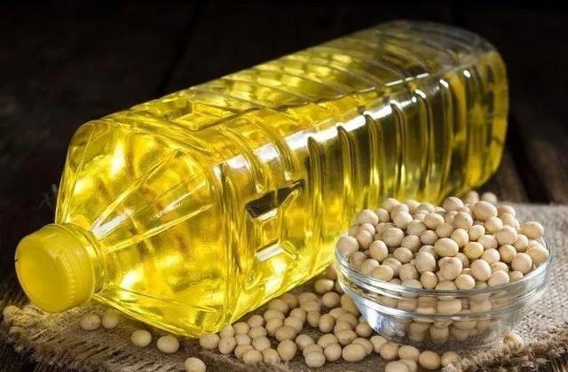 炸完小龙虾的油还能用吗，炸小龙虾的油还能用吗（油炸过小龙虾的油还能用吗）