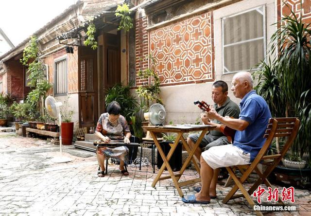 鼓浪屿在哪里个城市，鼓浪屿在哪里个城市哪个区（“音乐之岛”又闻琴响“世界遗产”重拾非遗）