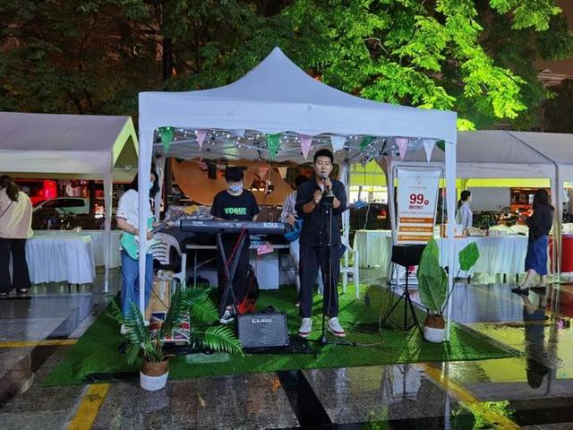 杭州哪里可以摆地摊，哪里可以摆摊（杭州文三街有了个别致的夜市）