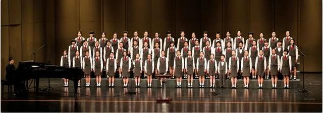 歌唱二小放牛郎歌曲，歌唱二小放牛郎原唱（，《歌唱二小放牛郎》）