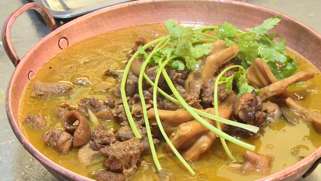 旱鸭怎么做好吃，旱鸭怎么做才好吃（吃在砚山——馋人的干锅鸭）