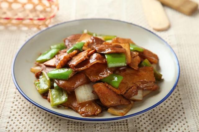 回锅肉的做法大全，好吃，好久不见，回锅肉（正宗小炒肉的做法）