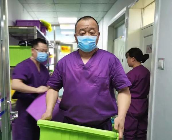 公卫是什么意思，健康证公卫是什么意思（昨天，他们是全广东最靓的仔）