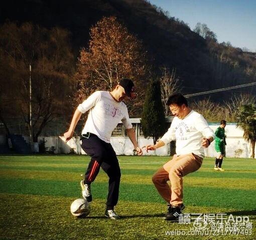 箫剑的扮演者是谁，箫剑的扮演者朱宏嘉（还记得《还珠格格》里的箫剑吗）