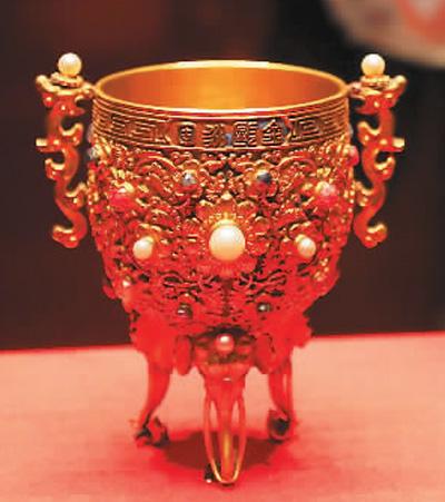 世界上现存的规模最大保存最为完整的皇宫是，世界上现存最大最完整的宫殿是（一个展看遍紫禁城六百年）