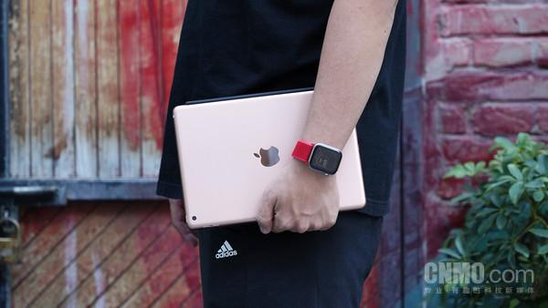 苹果平板电脑出到第几代了，苹果平板电脑第一代什么时候出的（一份让每个人乐在其中的甜点）