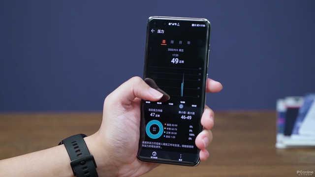 苹果手表长期不充电开不了机，苹果手表Apple（华为表对决苹果表，谁是未来）