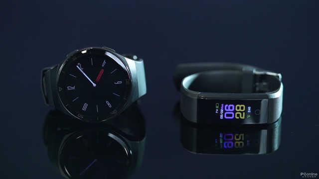 苹果手表长期不充电开不了机，苹果手表Apple（华为表对决苹果表，谁是未来）