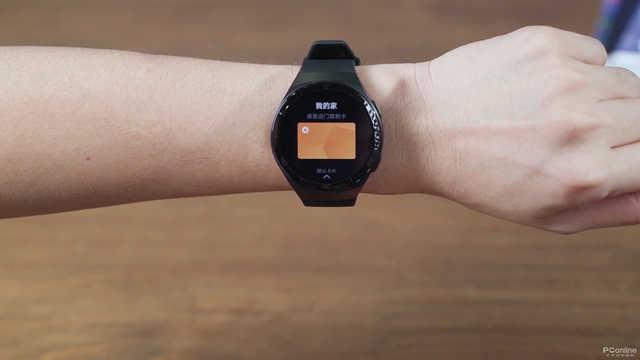 苹果手表长期不充电开不了机，苹果手表Apple（华为表对决苹果表，谁是未来）