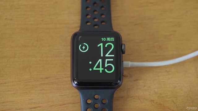 苹果手表长期不充电开不了机，苹果手表Apple（华为表对决苹果表，谁是未来）