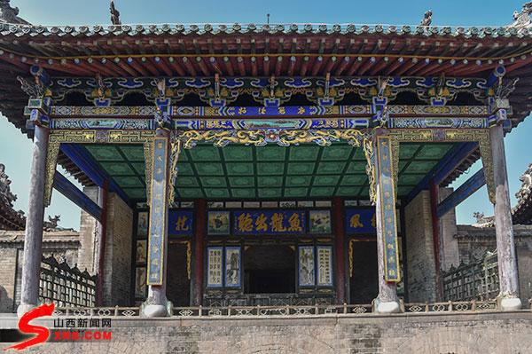 碛口古镇的历史文化，碛口古镇：九曲黄河第一镇