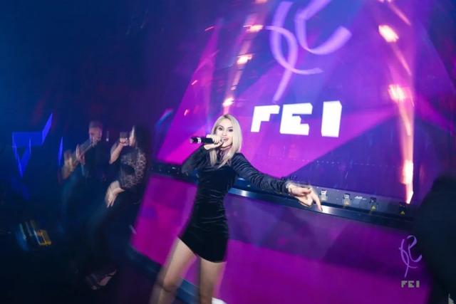 广州一个人去哪里玩酒吧比较好，广州年轻人去的酒吧（广州新酒吧喝一喝吧）