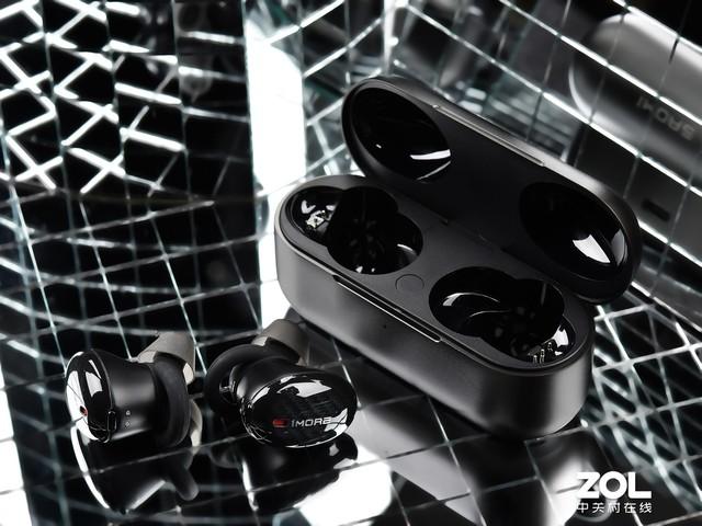 情人节该送什么礼物，浪漫情人节该送什么礼物（送TA一个情人节最佳礼物）