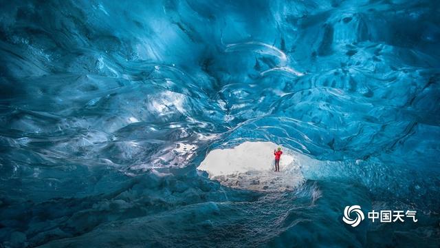 鬼斧神工造句，鬼斧神工造句景色（大自然的鬼斧神工令人叹为观止）