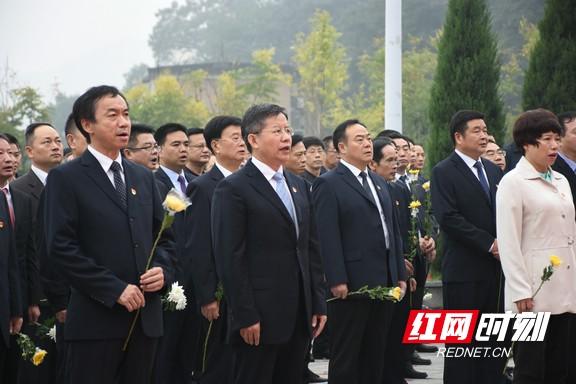 默哀图片 一路走好，地震默哀图片（多图，铭记功勋致敬英魂）