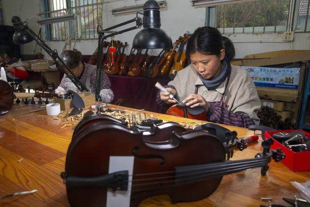 收缩毛孔六板斧，收缩毛孔六板斧一个月见效美容（为什么中国制造“可以被模仿）