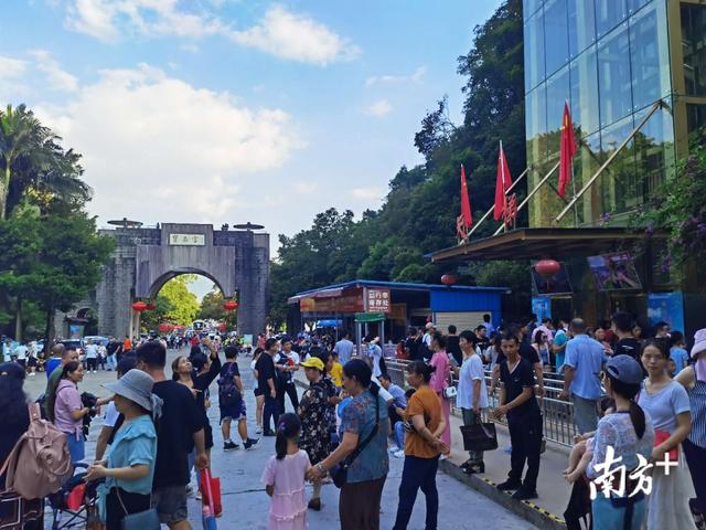 英德有什么好玩的地方，英德有什么好玩的地方免费景点推荐（“双节”百万人次游英德）