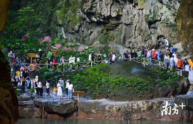 英德有什么好玩的地方，英德有什么好玩的地方免费景点推荐（“双节”百万人次游英德）