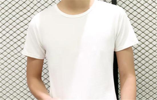 领口太大怎么缩小领口缝法，领口太大如何收紧（圆领衣服领口大了怎样把它变小）