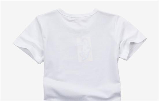 领口太大怎么缩小领口缝法，领口太大如何收紧（圆领衣服领口大了怎样把它变小）