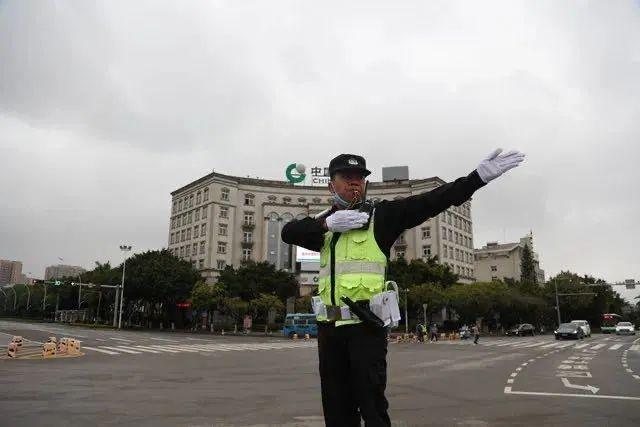 警察蜀黍怎么读，警察为什么叫蜀黍（你知道他是哪种蜀黍吗）