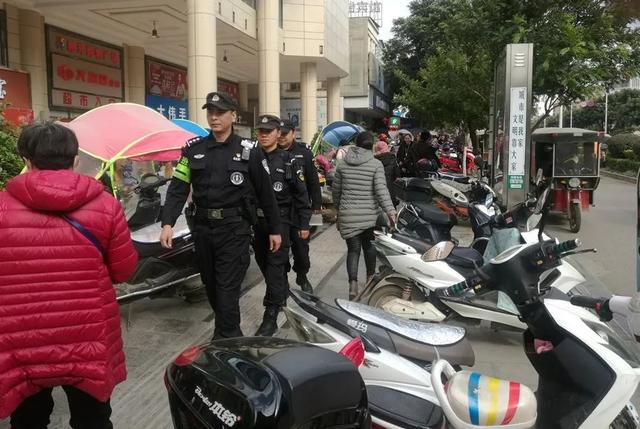 警察蜀黍怎么读，警察为什么叫蜀黍（你知道他是哪种蜀黍吗）