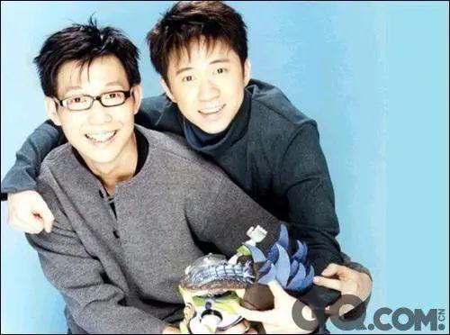 摊开你的掌心是什么歌，摊开你的掌心 握紧我的爱情