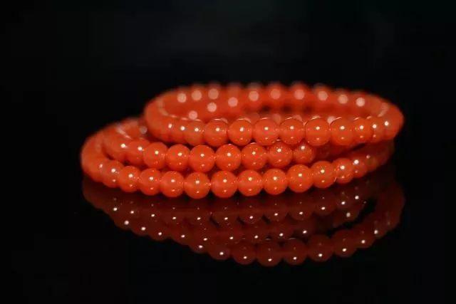 凉山南红特点是什么，南红的颜色如此繁多，你认全了