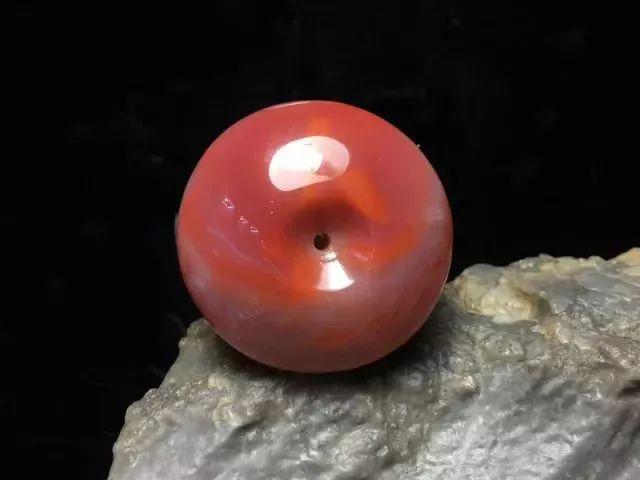 凉山南红特点是什么，南红的颜色如此繁多，你认全了