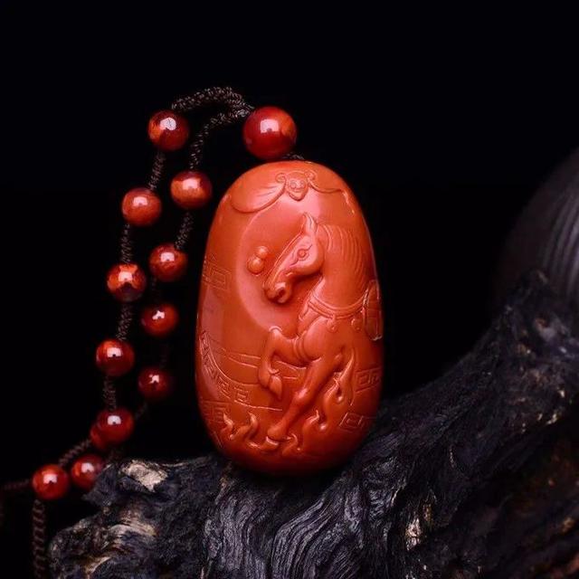 凉山南红特点是什么，南红的颜色如此繁多，你认全了