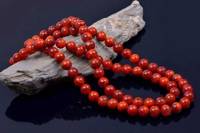 凉山南红特点是什么，南红的颜色如此繁多，你认全了