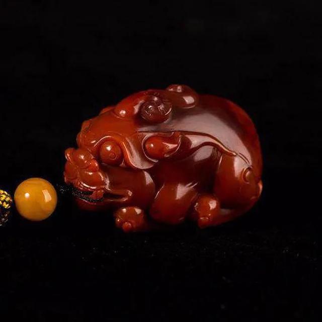 凉山南红特点是什么，南红的颜色如此繁多，你认全了