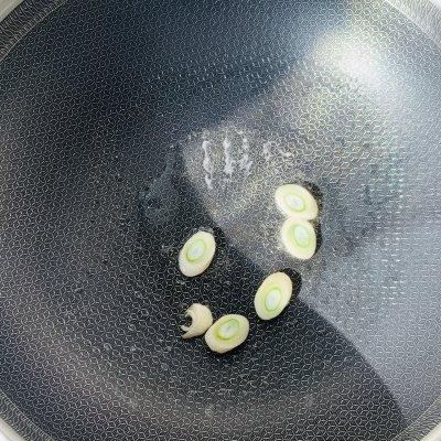 土豆丝怎么炒好吃，土豆丝怎么炒好吃家常做法（#下饭红烧菜#土豆丝这么炒）