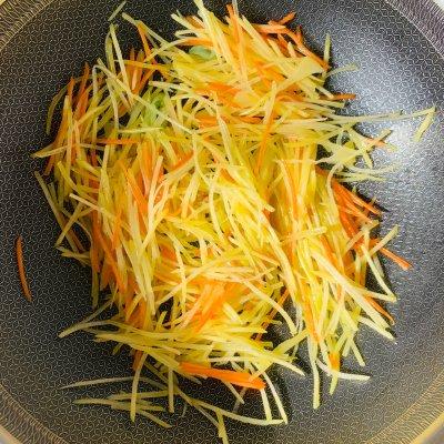 土豆丝怎么炒好吃，土豆丝怎么炒好吃家常做法（#下饭红烧菜#土豆丝这么炒）