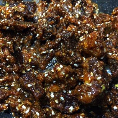 五香毛牛肉的做法，#追剧小零食#小白也能做的五香牦牛肉干