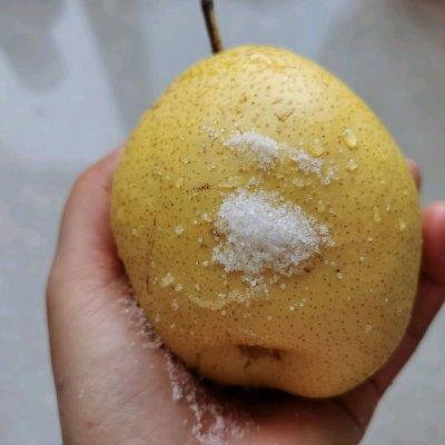 梨汤怎么熬，如何熬制梨水（润肺雪梨汤）