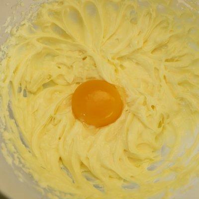 法式甜点有哪些，法式甜点有哪些品种（吃货们决不能错过的法式经典甜点）