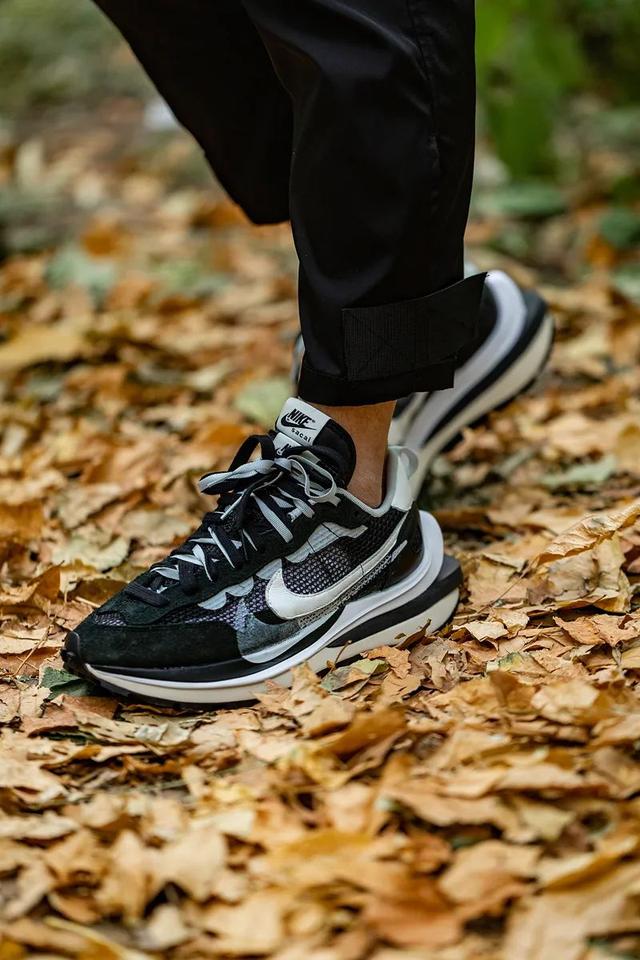 snkrs官网，snkrs是什么（冠希猛晒的情侣鞋未发先火）