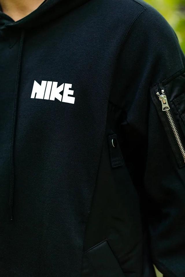 snkrs官网，snkrs是什么（冠希猛晒的情侣鞋未发先火）