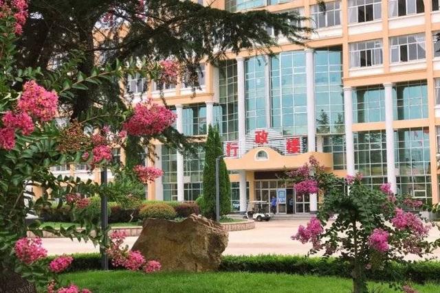 烟台南山学院怎么样，附就业前景和就业率数据报告（烟台南山学院新成果带来新魅力）