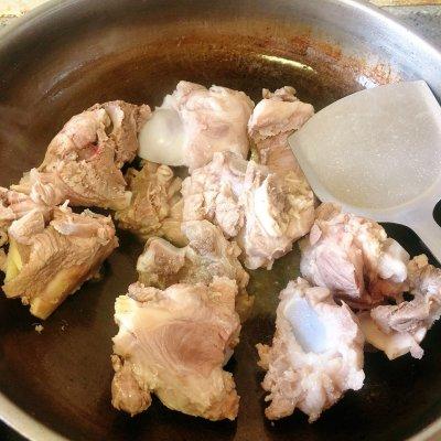 猪大骨玉米汤步骤，猪大骨和玉米怎么煮汤（冬日暖心）