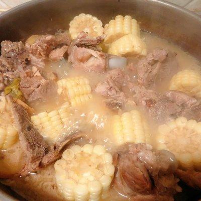 猪大骨玉米汤步骤，猪大骨和玉米怎么煮汤（冬日暖心）