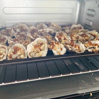 生蚝怎么蒸好吃，生蚝的做法蒸（学会这道蒜蓉生蚝）