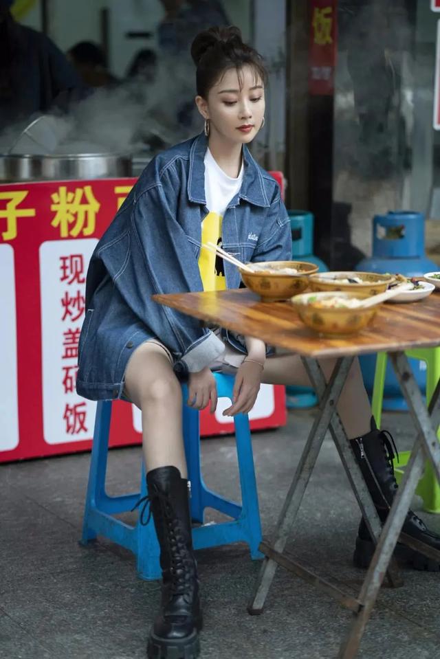 马丁靴穿搭方法，马丁靴的30个穿搭示范