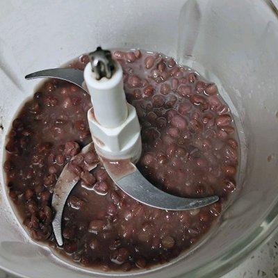 红豆馅包子的做法，红小豆甜包子的做法（这样做家常豆沙包~红豆沙馅）