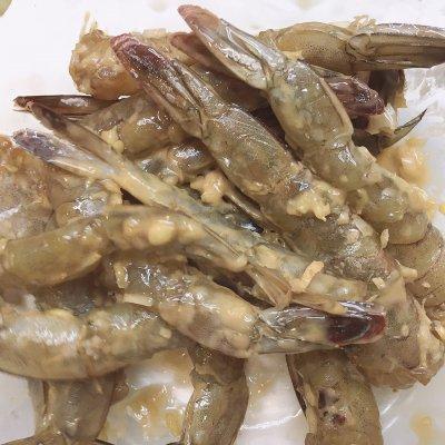 香煎虾串如何做，串虾怎么做好吃（谁没在睡梦中想过那顿香煎虾）